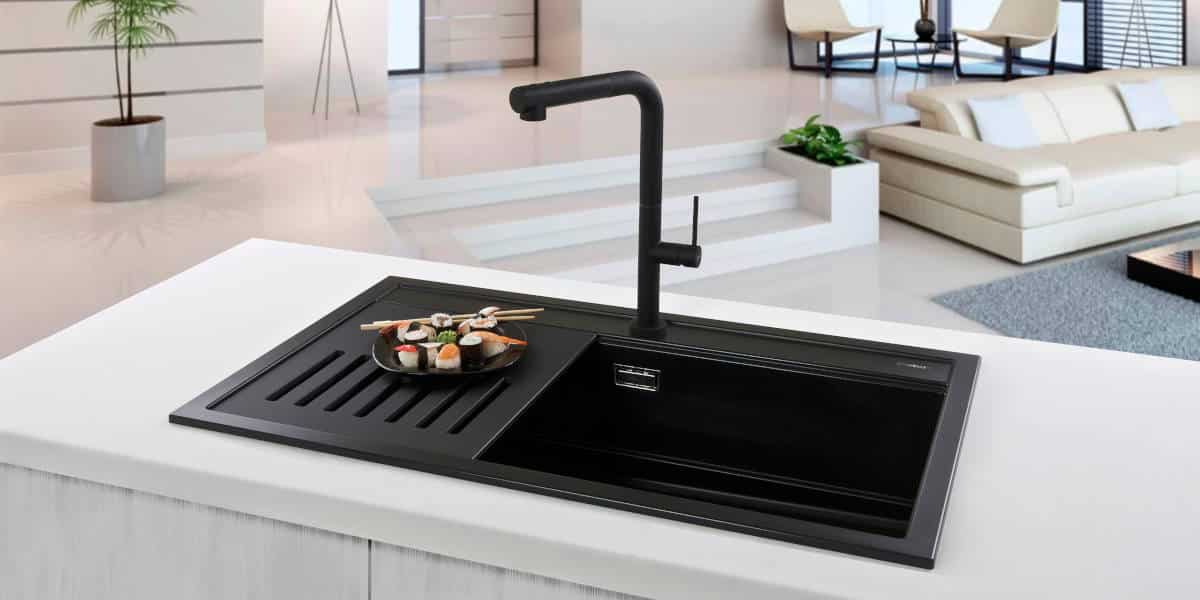 Come pulire il lavello nero: prodotti e consigli efficaci